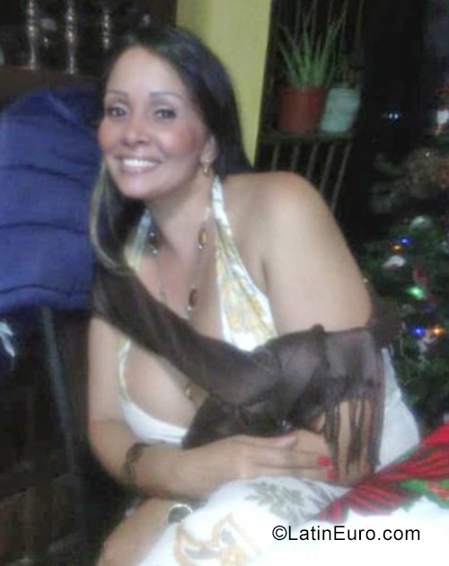 Date this funny Venezuela girl Nela from Venezuela VE4196