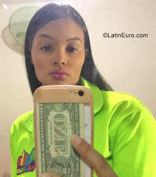Date this cute Dominican Republic girl Eli from Santiago DO40787