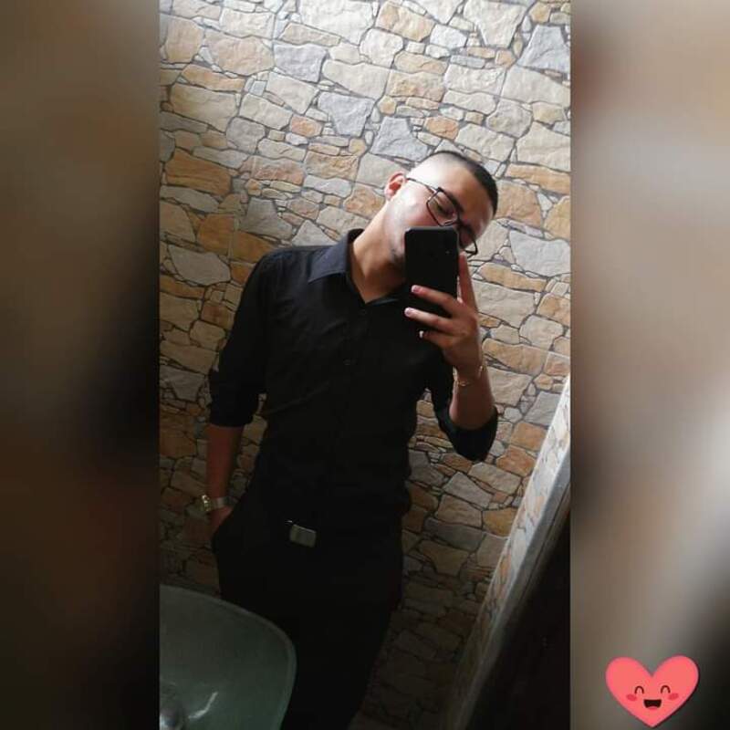 Date this lovely Costa Rica man DavidQurios99 from San José CR516
