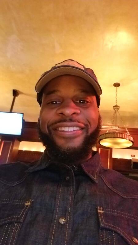 Date this pretty United States man Chuma from Dallas US21939