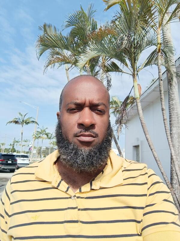 Date this tall United States man Mr_Mention007 from Fort Lauderdale US21952