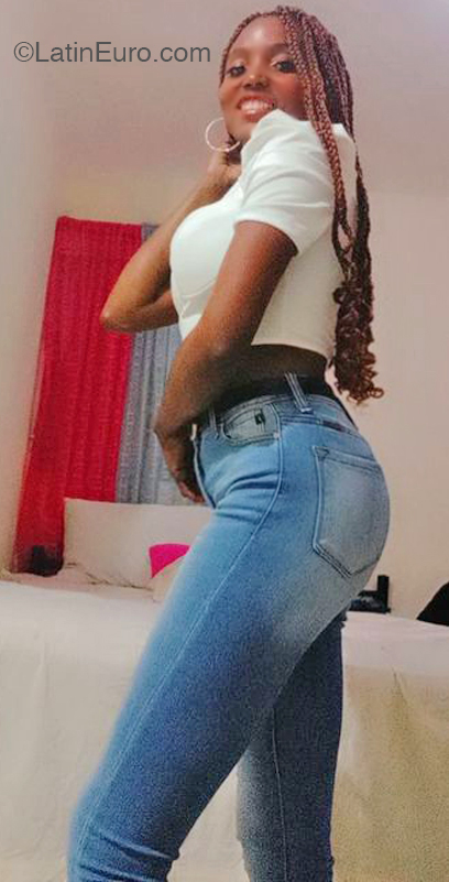 Date this stunning Dominican Republic girl Jacquelin from Republica Dominicana DO43596