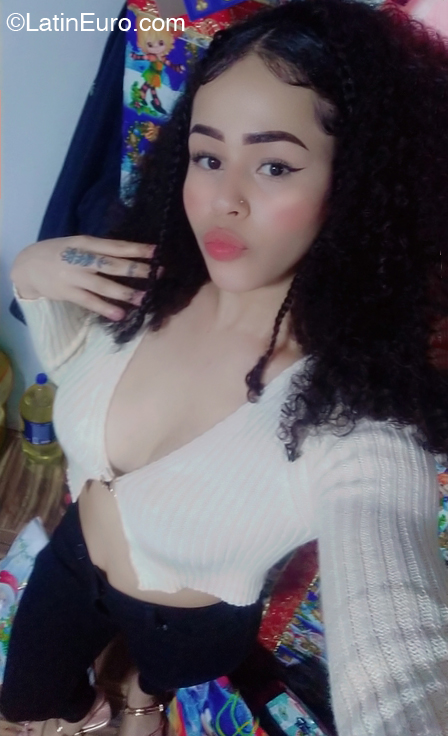 Date this sensual Peru girl Mary from Lima PE2075