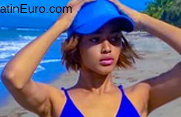Date this young Dominican Republic girl Doris from Santo Domingo DO51387