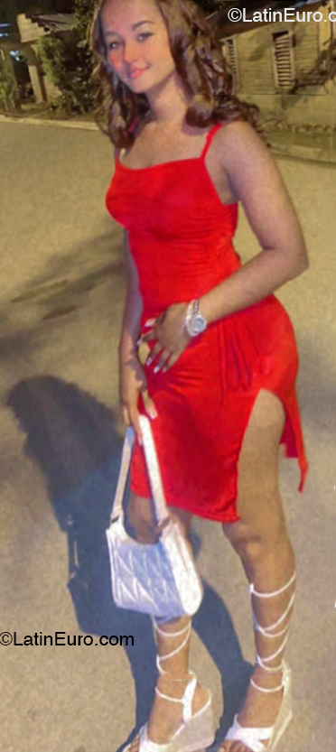 Date this cute Dominican Republic girl Yessica from María Trinidad Sanchez DO52611