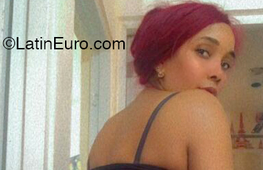 Date this voluptuous Dominican Republic girl Yaji from Santo Domingo DO53322