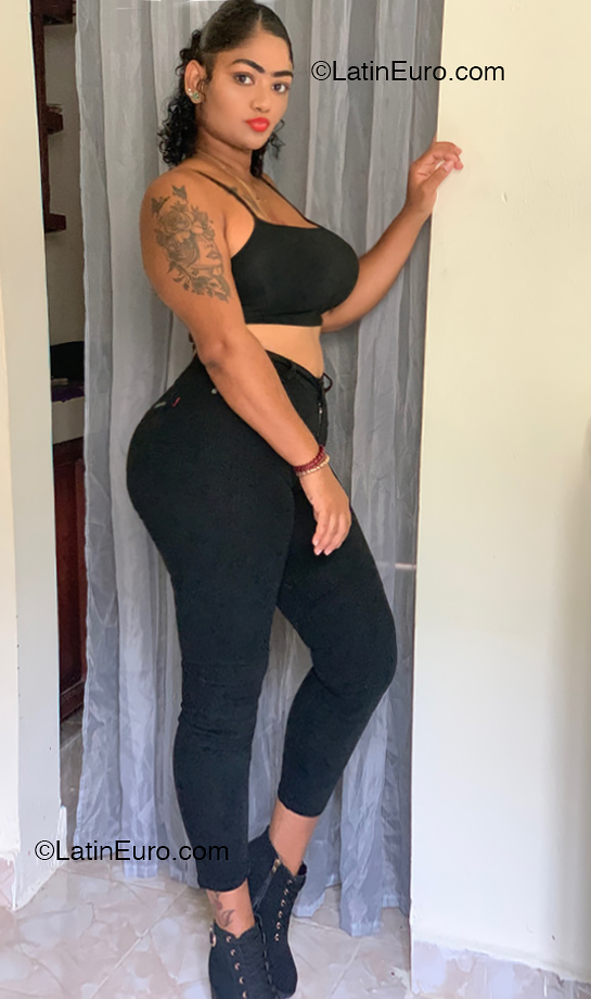 Date this charming Dominican Republic girl Ruth from Higuey DO53578