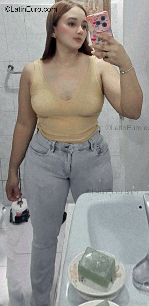 Date this cute Dominican Republic girl Liz from Santo Domingo DO53957