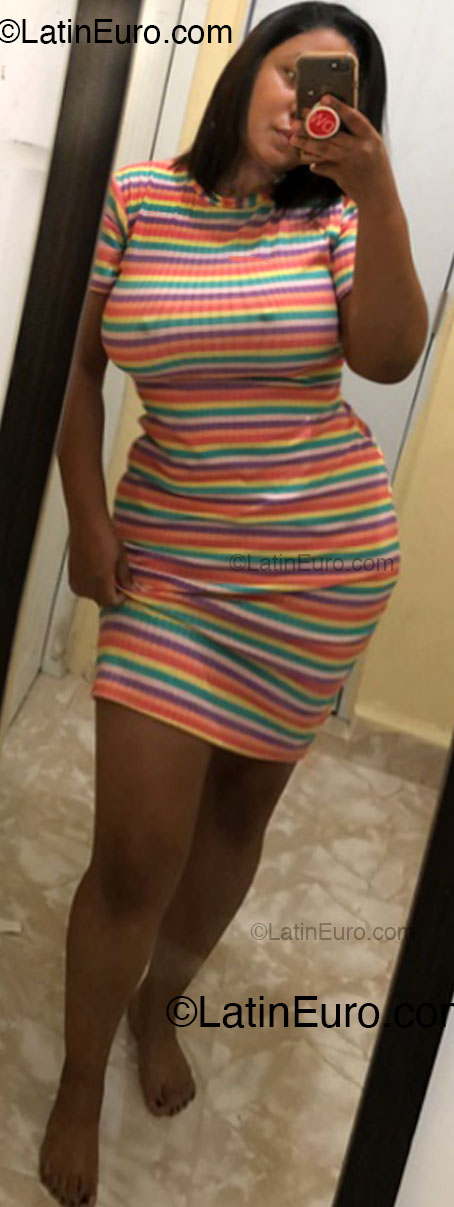 Date this nice looking Dominican Republic girl Maria from Santiago DO54480