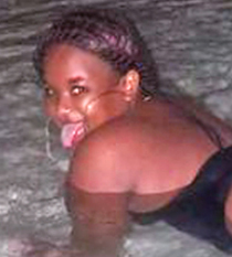 Date this cute Dominican Republic girl Magdanela from Santo Domingo DO54562
