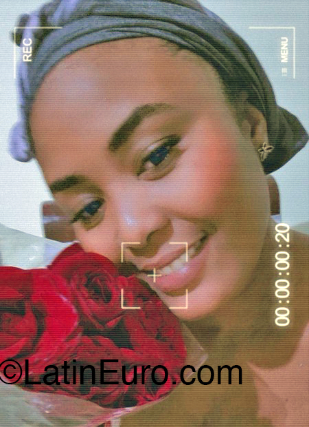 Date this pretty Dominican Republic girl Estefany from Santo Domingo DO54570