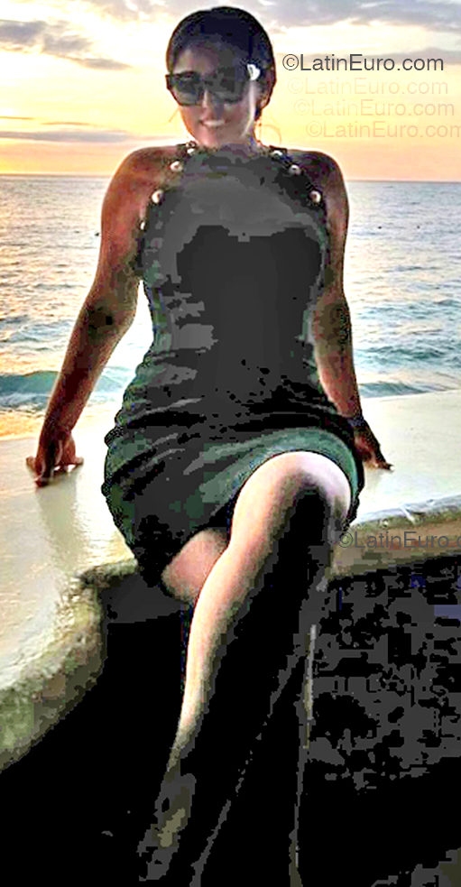 Date this hot Mexico girl Martha from San Luis Potosi MX2768