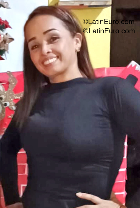 Date this hot Brazil girl Bettys from Boa Vista BR12351
