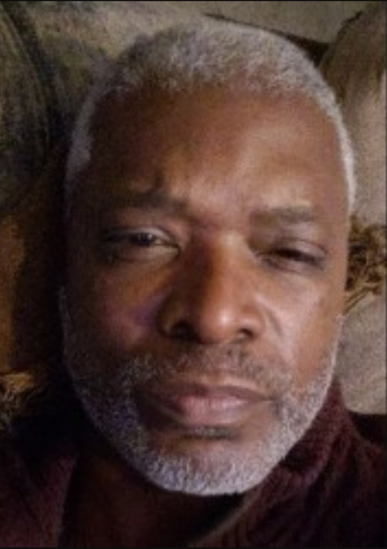 Date this happy United States man Luis from Dallas US25027