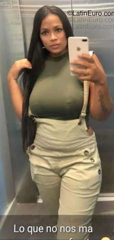 Date this lovely Brazil girl Maryuri from Sao paulo BR12359