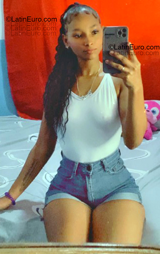 Date this cute Dominican Republic girl Jissel from San Francisco de Macoris DO55173
