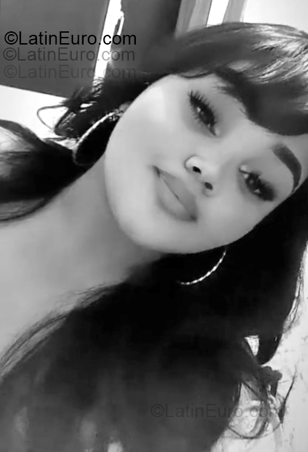 Date this funny Dominican Republic girl Michelle from San Juan De La Maguana DO55290