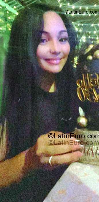 Date this sultry Colombia girl Sulgey from Bogota CO33450