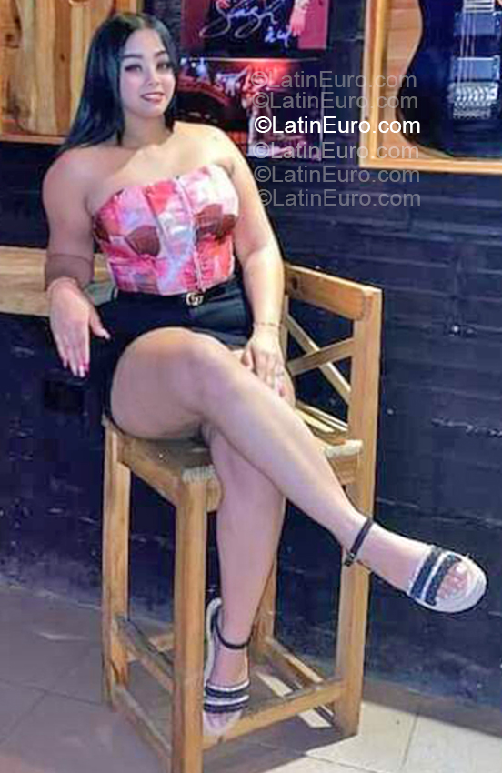 Date this georgeous Argentina girl Anabel from Las Flores AR999