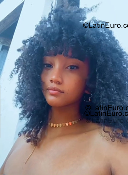 Date this young Brazil girl Adriele from Feira De Santana BR12380