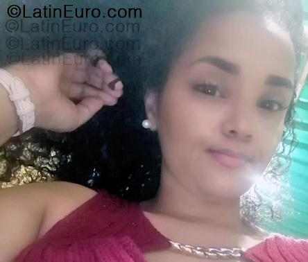 Date this athletic Colombia girl Carolina from Barranquilla CO33465