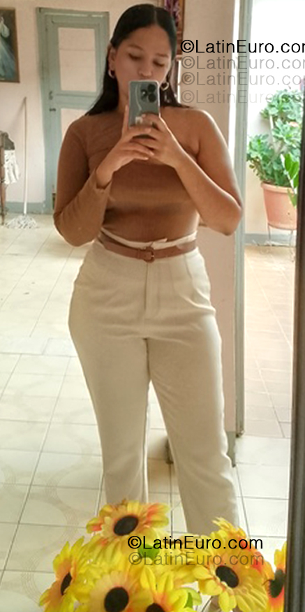Date this georgeous Venezuela girl Maria from Coro VE5344