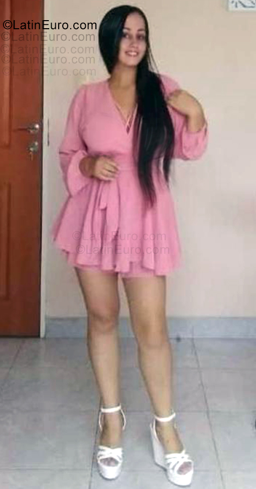 Date this sultry Venezuela girl Alejandra.123 from Caracas VE5350