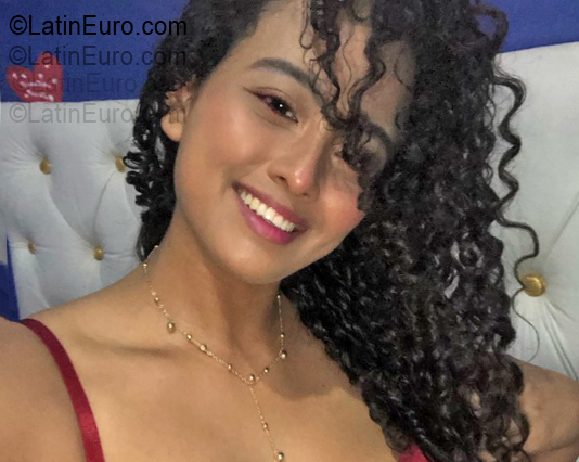 Date this fun Venezuela girl Irene from Caracas VE5359