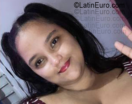 Date this cute Dominican Republic girl Michel from Santo Domingo DO55463