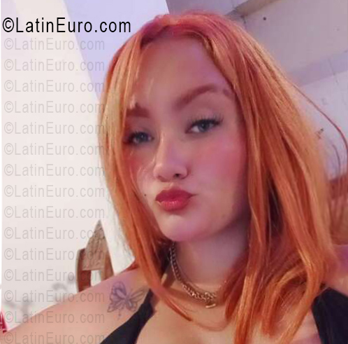 Date this nice looking Venezuela girl Rosse from Chacao VE5382