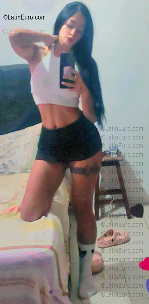 Date this young Venezuela girl Lau from Caracas VE5386