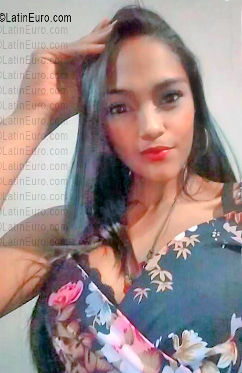 Date this fun Venezuela girl Hasa from Anzoategui VE5391