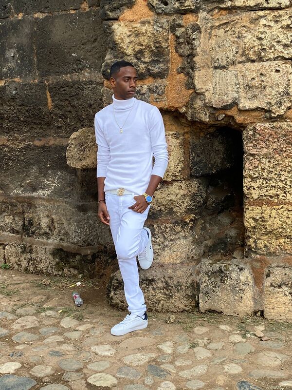 Date this nice looking Dominican Republic man Avergualo from Rep&uacute;blica Dominicana DO55646