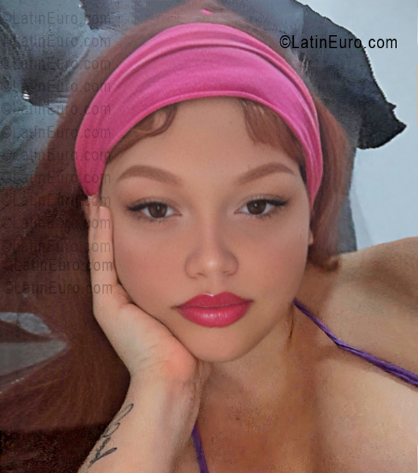 Date this hard body Dominican Republic girl Yuleisy from Santo Domingo DO55708