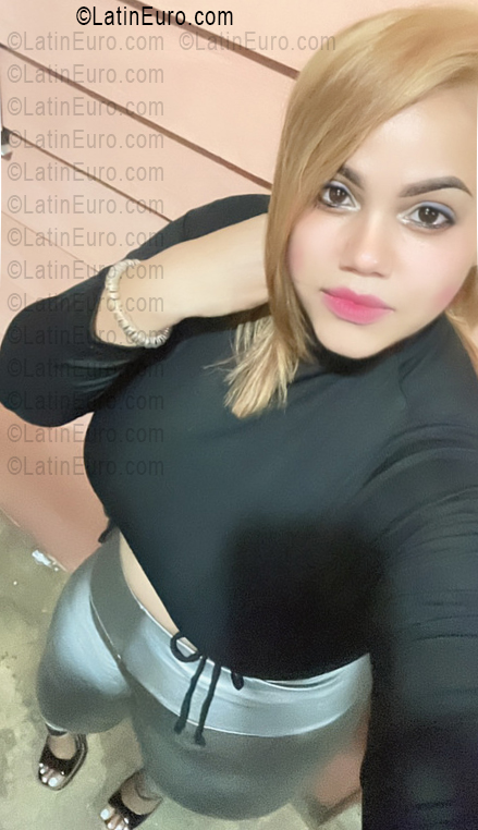 Date this gorgeous Dominican Republic girl Mary from Montecristi DO55846