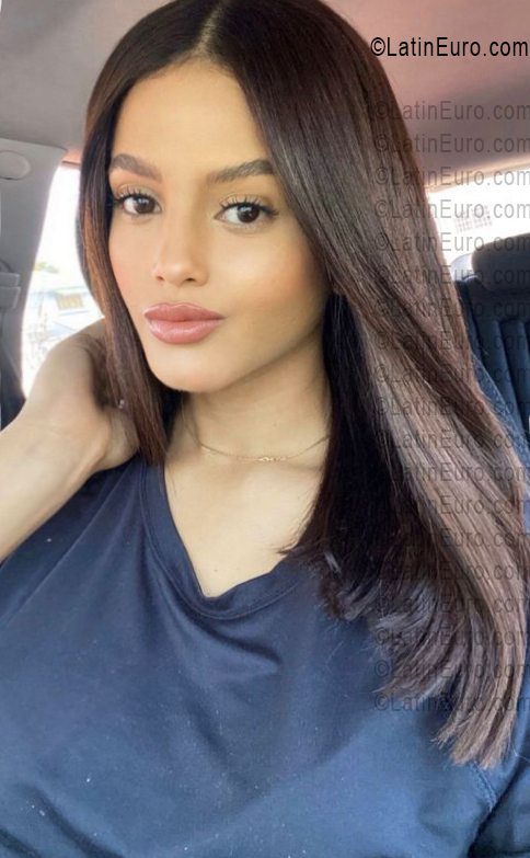 Date this pretty Dominican Republic girl Mary from Santiago DO55850