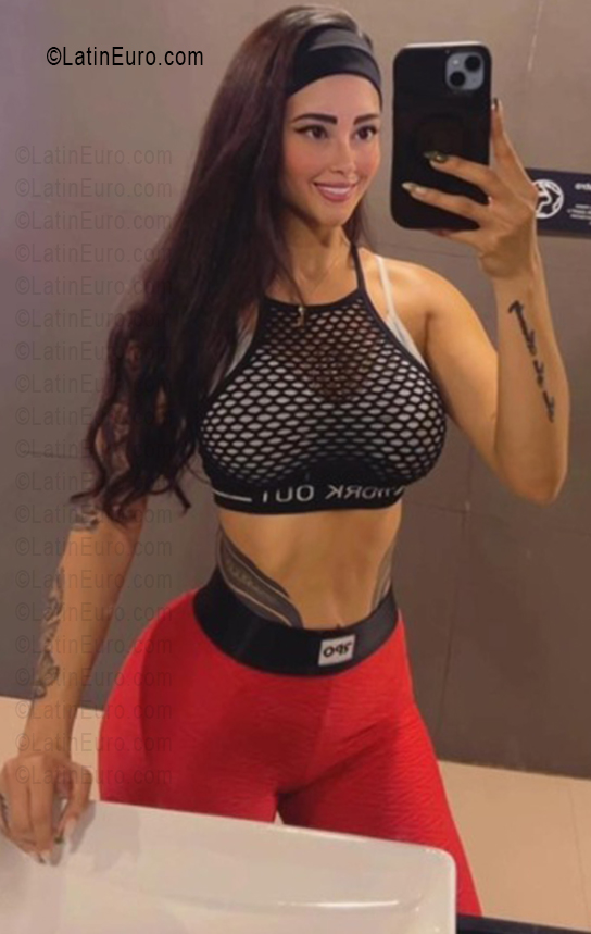 Date this cute Colombia girl Pau from Cali CO33604