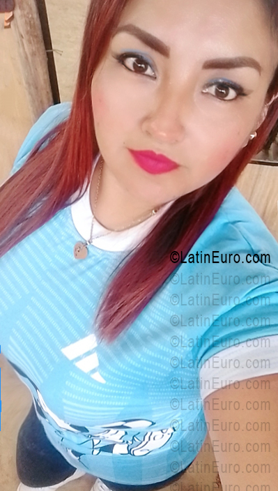 Date this sultry Peru girl Yuliana from Piura PE2154