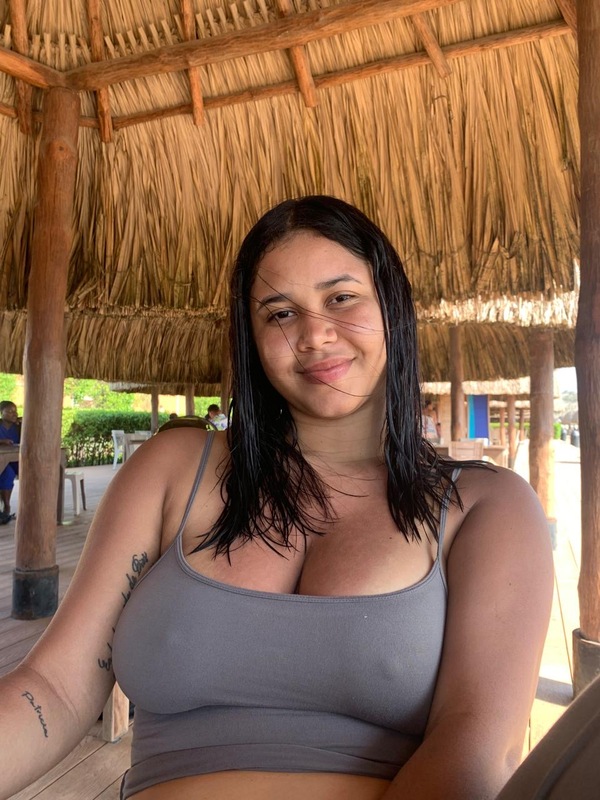 Date this tall United States girl Lesa from Bogotá CO33692