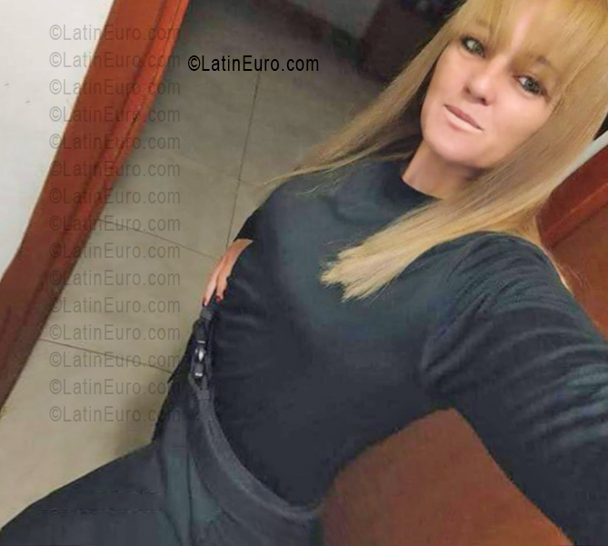 Date this delightful Argentina girl Yanel from Magdalena AR1010
