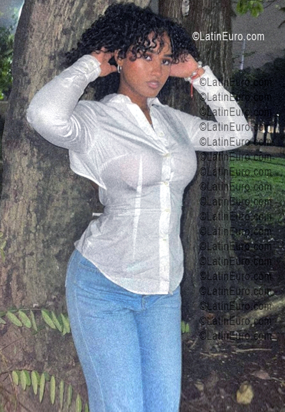 Date this pretty Dominican Republic girl Abigail from La Romana DO56347