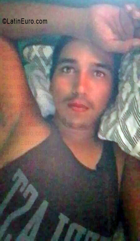 Date this georgeous Venezuela man Luis from Venezuela VE5646