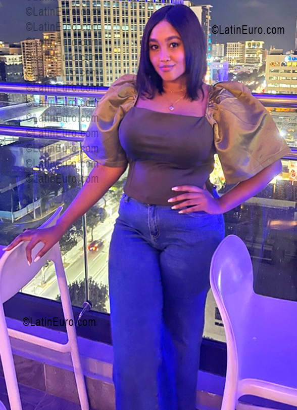 Date this attractive Dominican Republic girl Beny from Santo Domingo DO56496