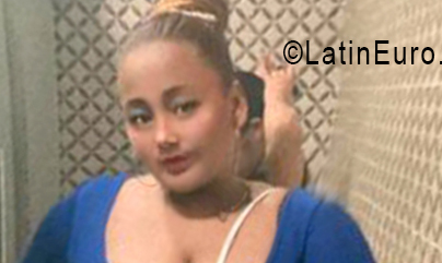 Date this hot Dominican Republic girl Layla from Duarte DO56542