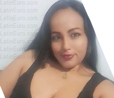 Date this passionate Colombia girl Sandra from Cali CO33781