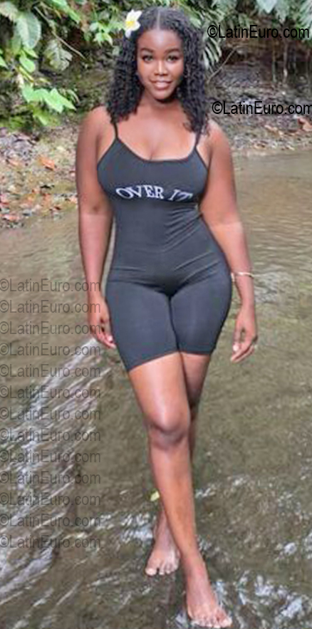 Date this pretty Ecuador girl Narcisa from Esmeraldas EC1147