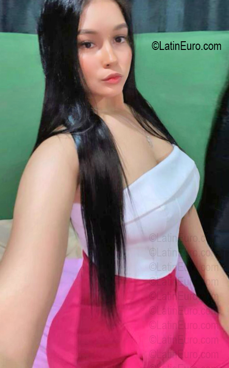 Date this georgeous Dominican Republic girl MC from Santiago DO56698