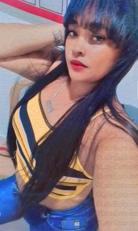 Date this stunning Dominican Republic girl Mayelin from Bonao DO56801