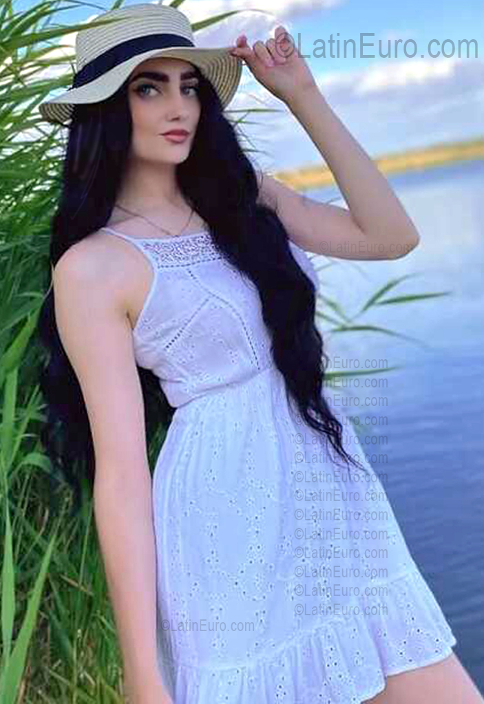 Date this stunning Ukraine girl Oli from Kherson UA97