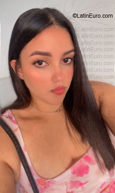 Date this passionate Dominican Republic girl Smeylin from Santiago DO57108